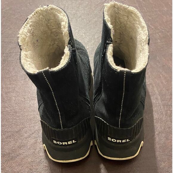 Sorel Out N About Waterproof Suede Booties Black 7.5 Faux Fur Lined Winter - Picture 3 of 8